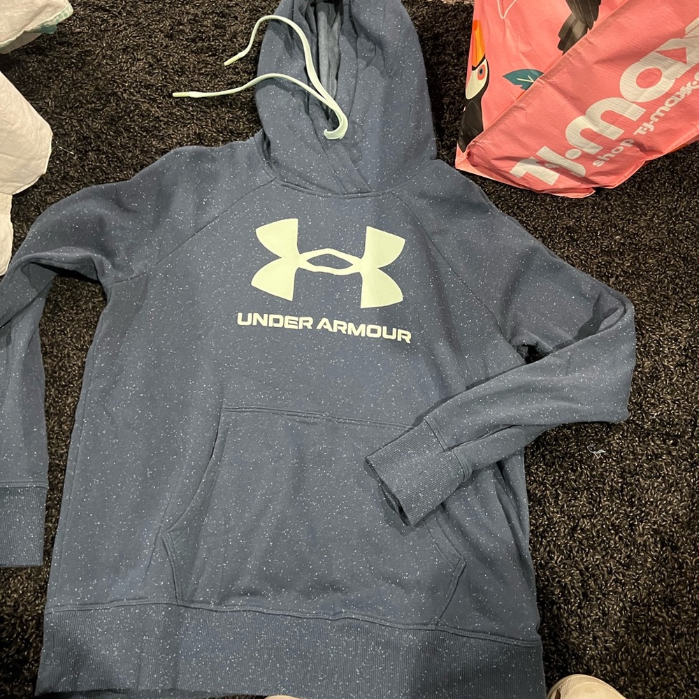 🍭Under Armour Speckled Blue Hoodie